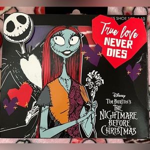 Valentine’s That Nigh before Christmas 3pk socks.